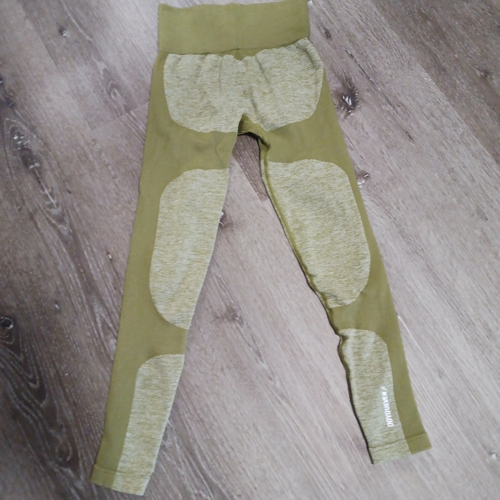 Doyoueven Impact Seamless Leggings Small View 2